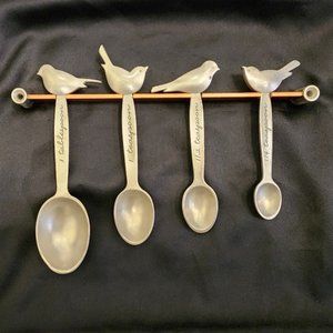 Vintage Set of 4 Bird Motif Measuring Spoons by Beehive Handmade